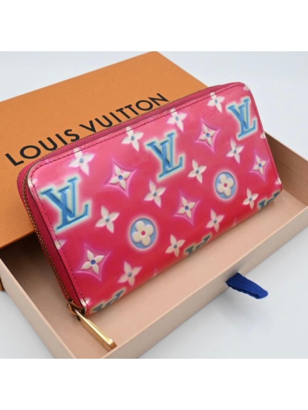 Louis Vuitton Monogram Vernis Zippy Wallet Valentine